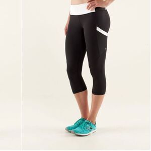 Lululemon Run: Mod Moves Crop Legging 10